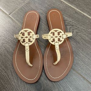 Tory Burch/Mini Miller flat thong/ Trench Tan/size 8.5